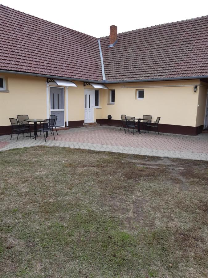Helga Apartman Makó Kültér fotó